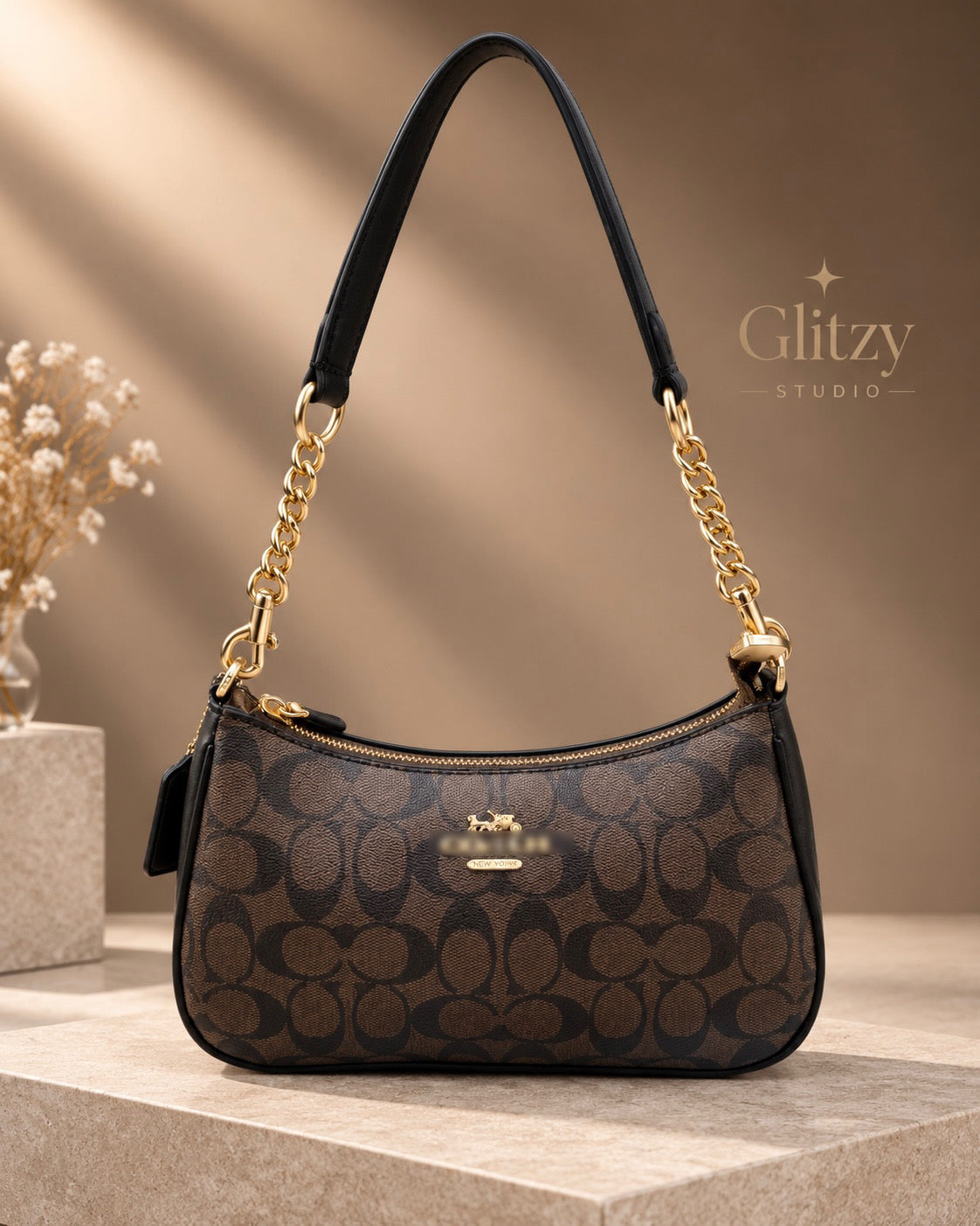Trendy and fashionable shoulder Sling bag