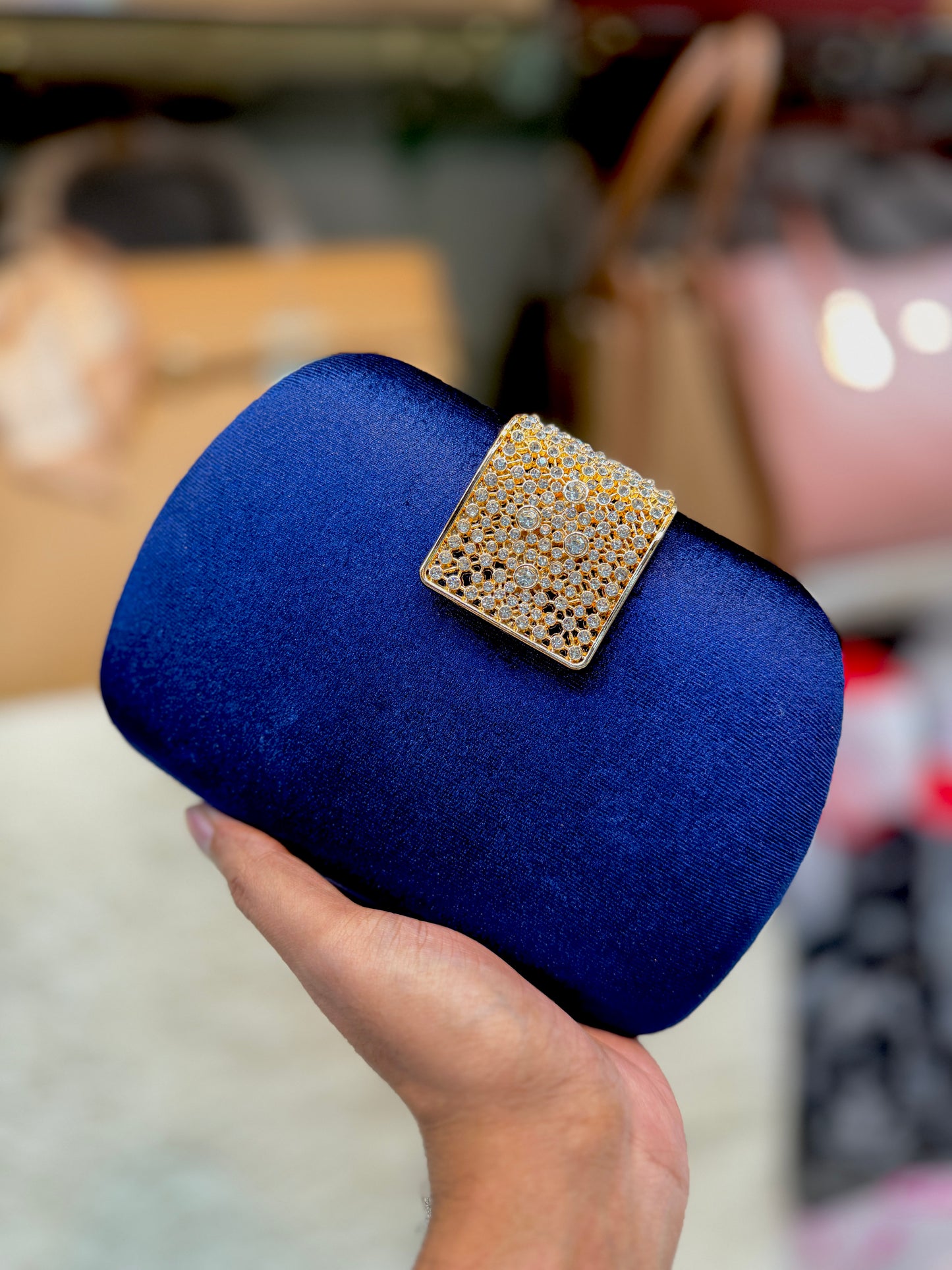 Classy look velvet exclusive round shape evening purse