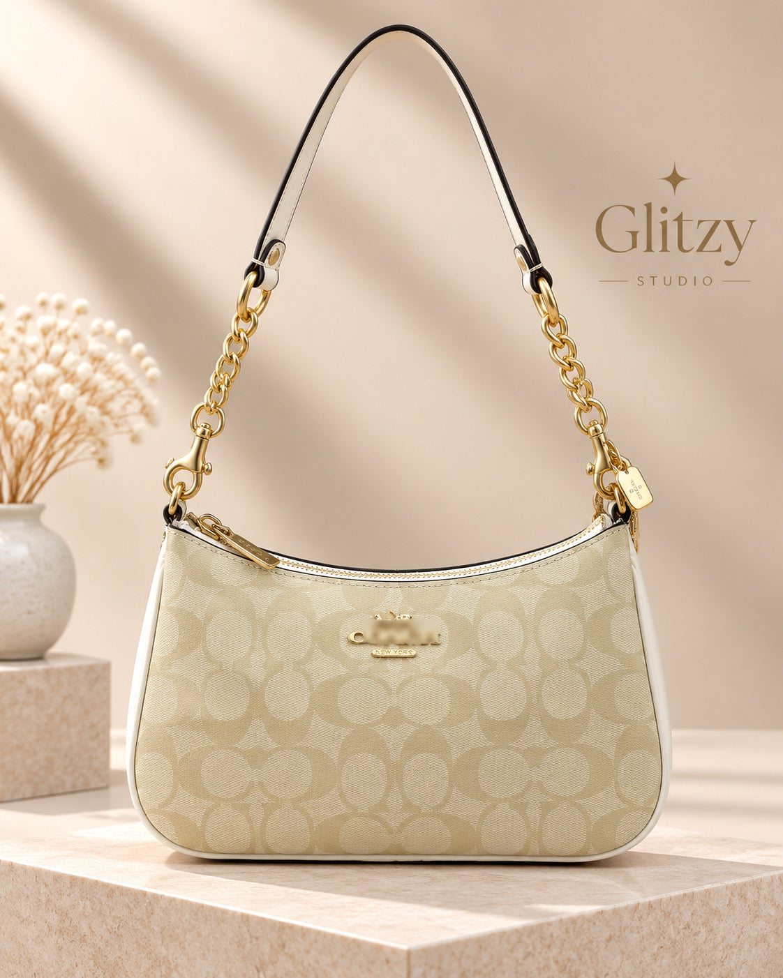 Trendy and fashionable shoulder Sling bag