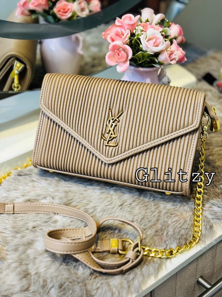 Fashionable sling side bag