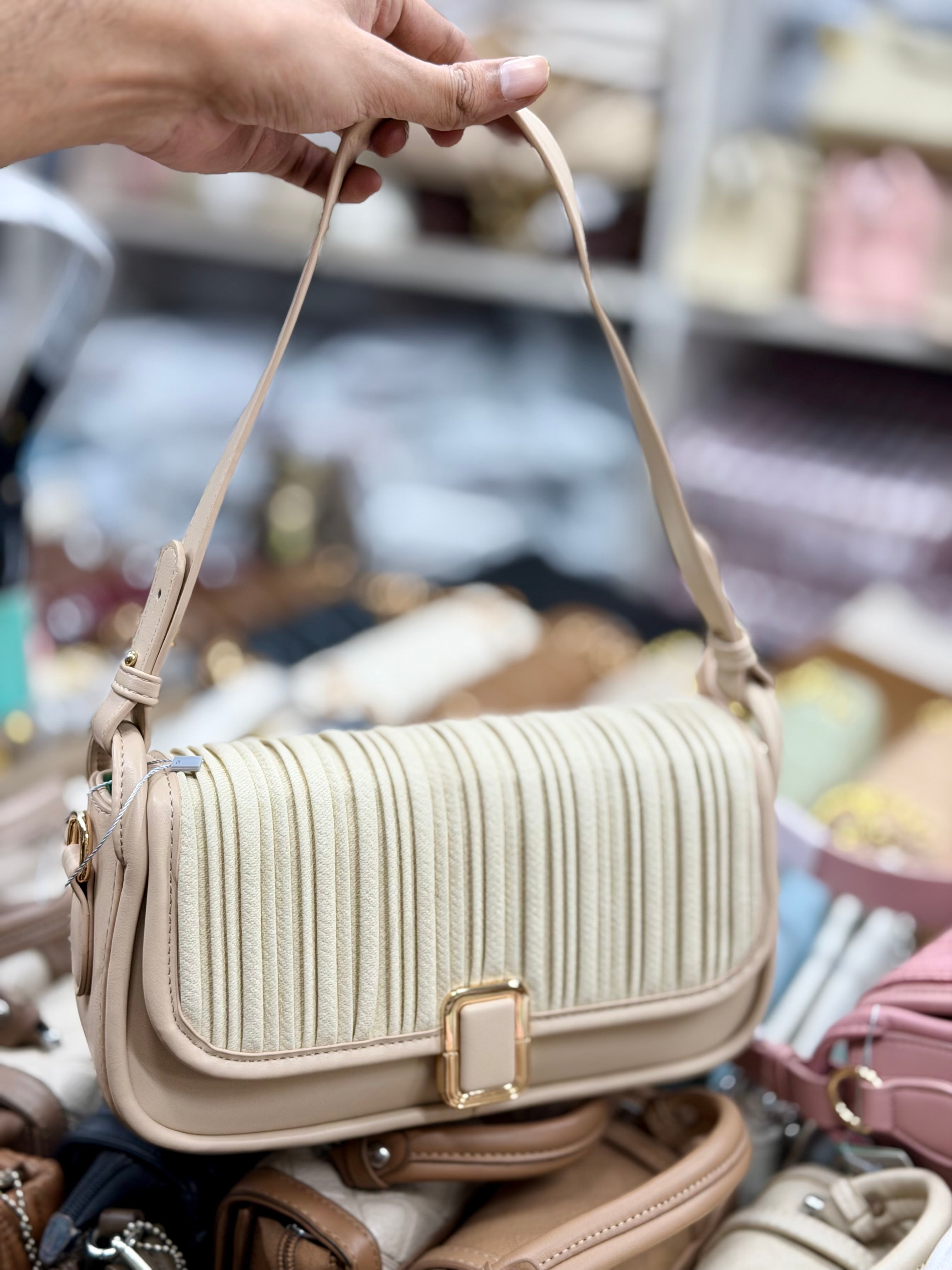 Miss Alita fashionable shoulder sling bag