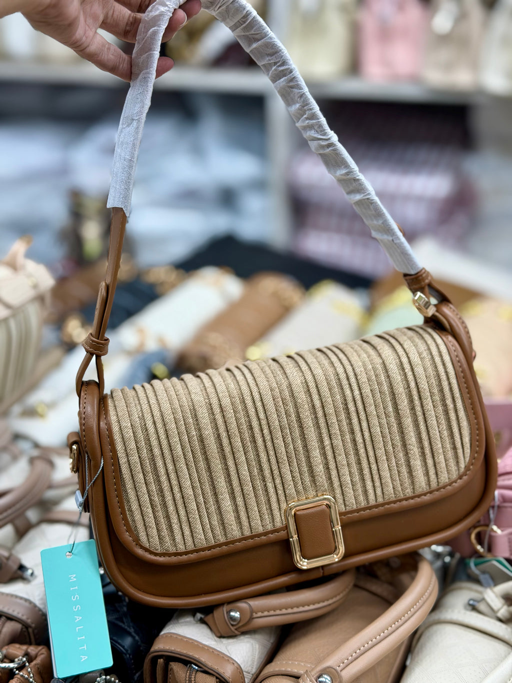 Miss Alita fashionable shoulder sling bag