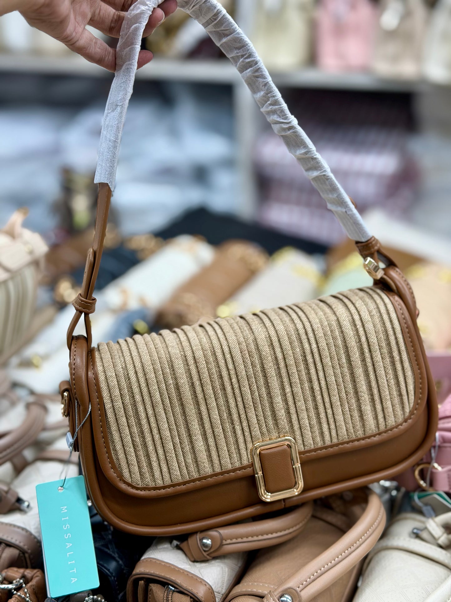 Miss Alita fashionable shoulder sling bag