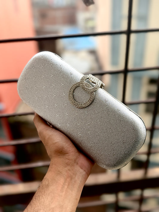 Gorgeous ring lock evening party purse