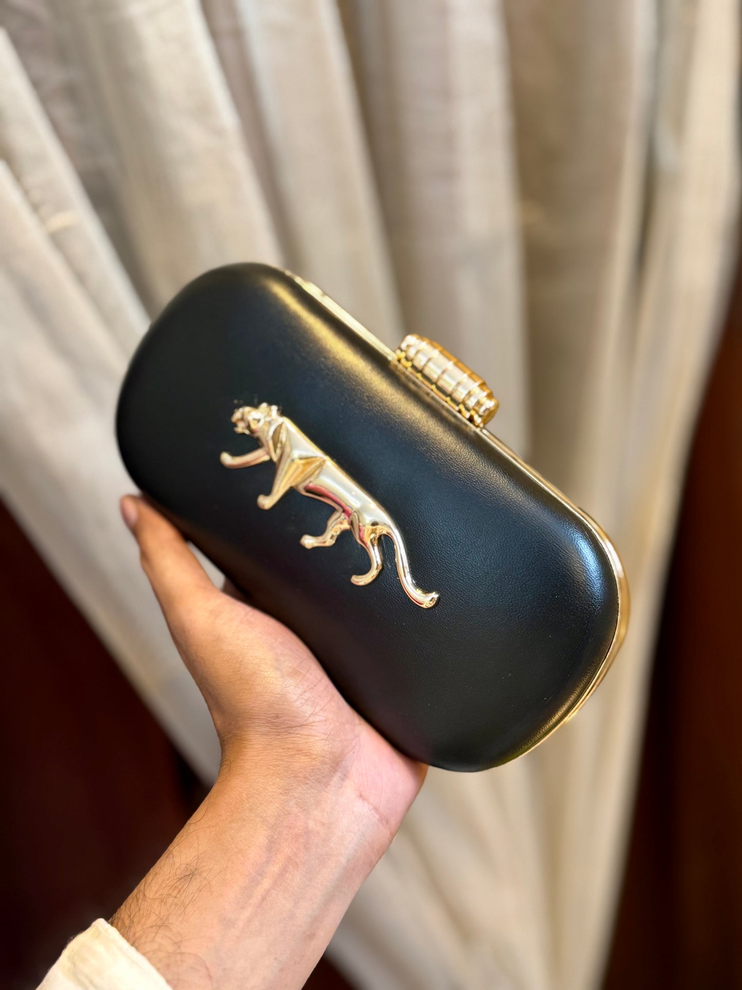 Exclusive luxury design party clutch elegant look