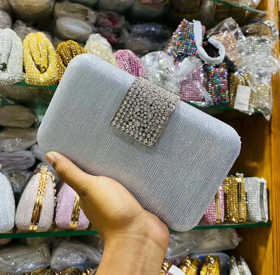 Gorgeous stone lock design party purse