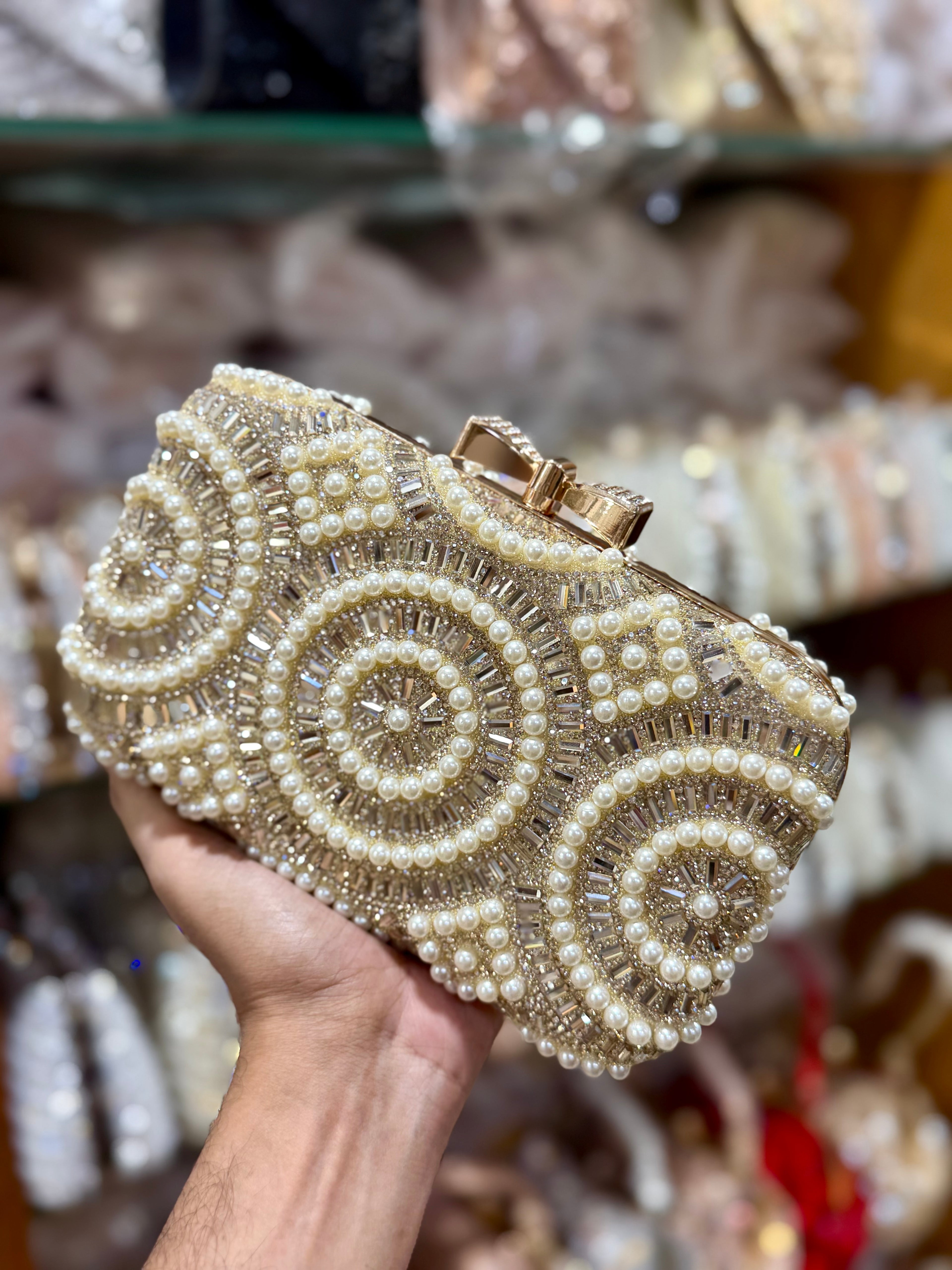 Exclusive pearl design gorgeous party purse