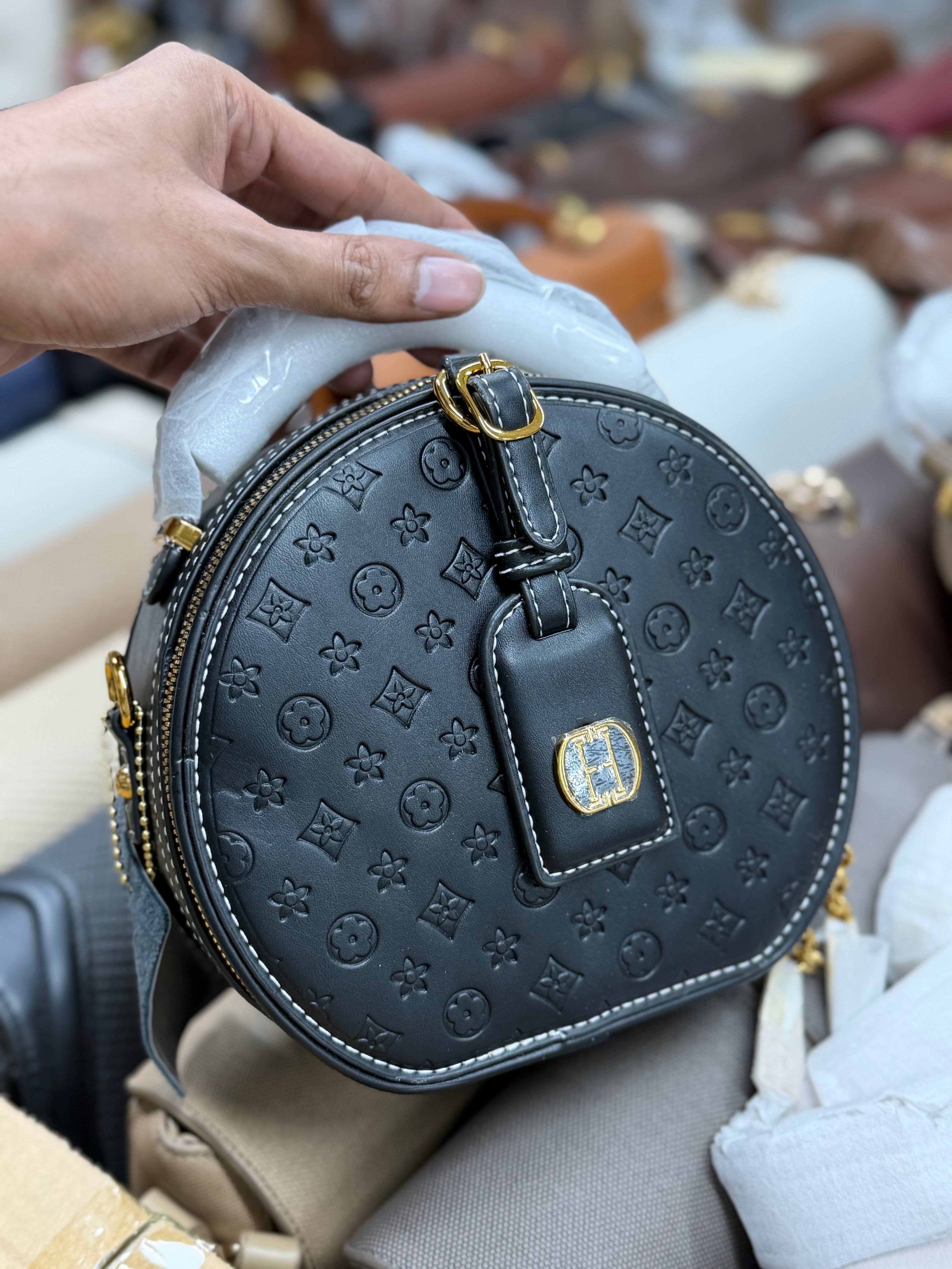 Premium fashionable and stylish handbag