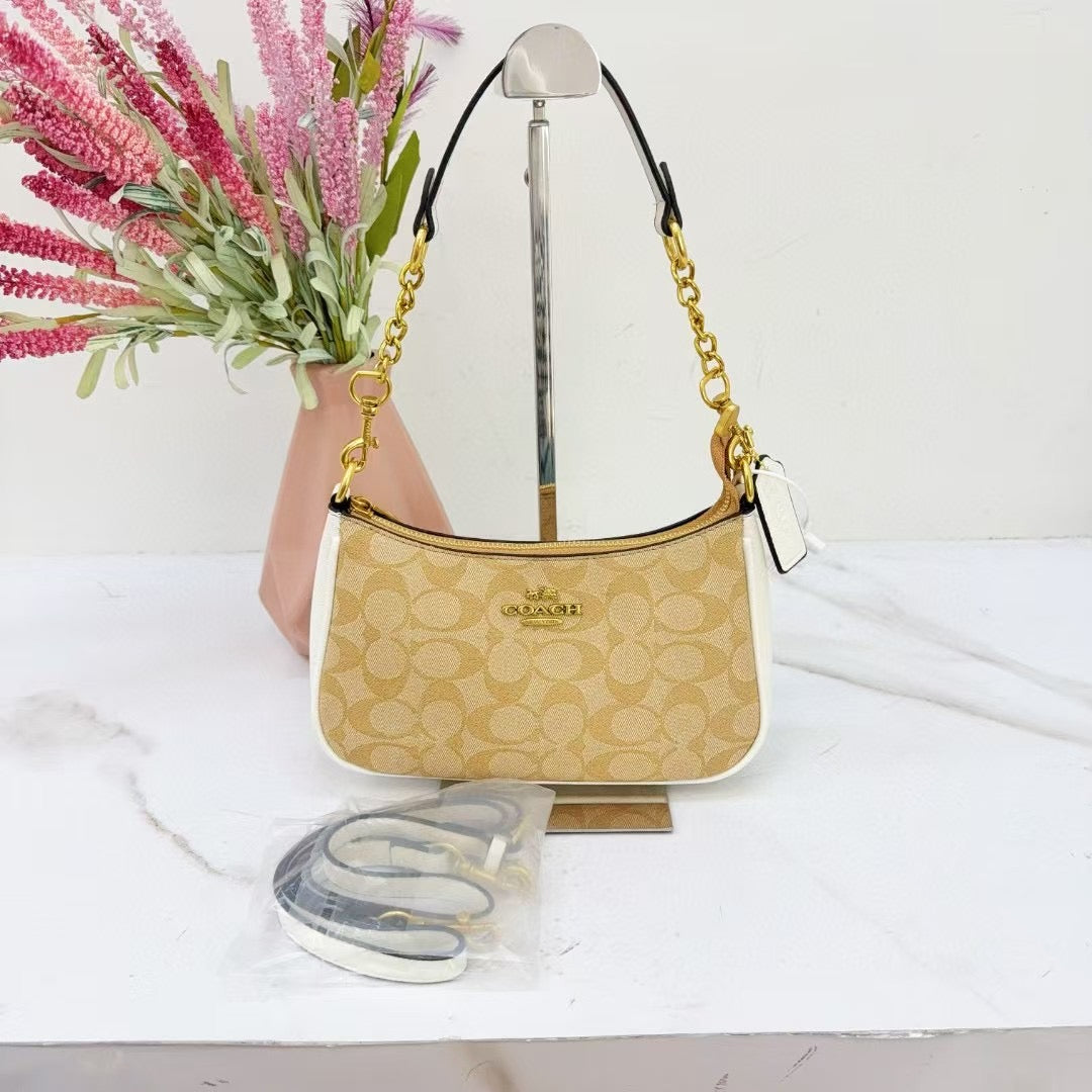 Beautiful trendy sling Co-ach bag