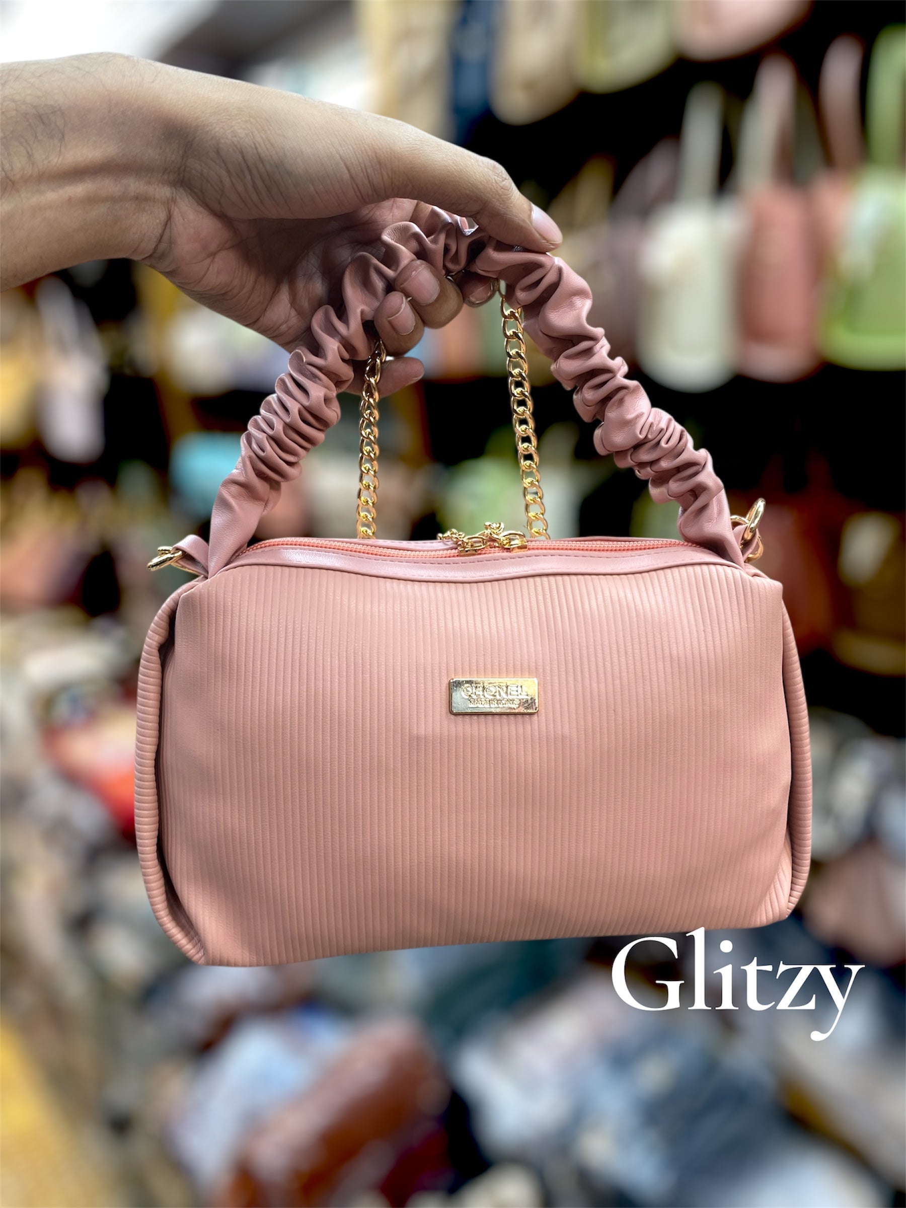 Fashionable sling bag for trendy girls