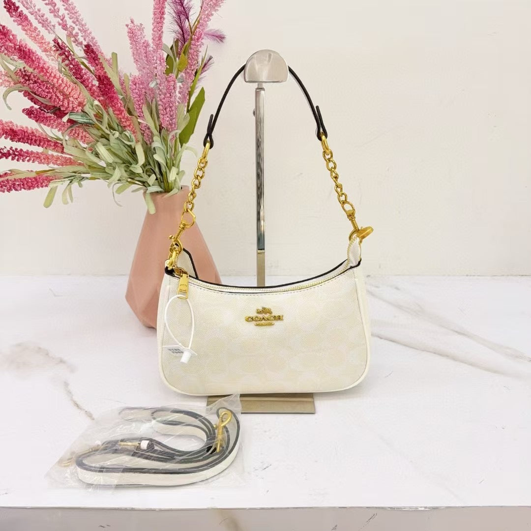 Beautiful trendy sling Co-ach bag