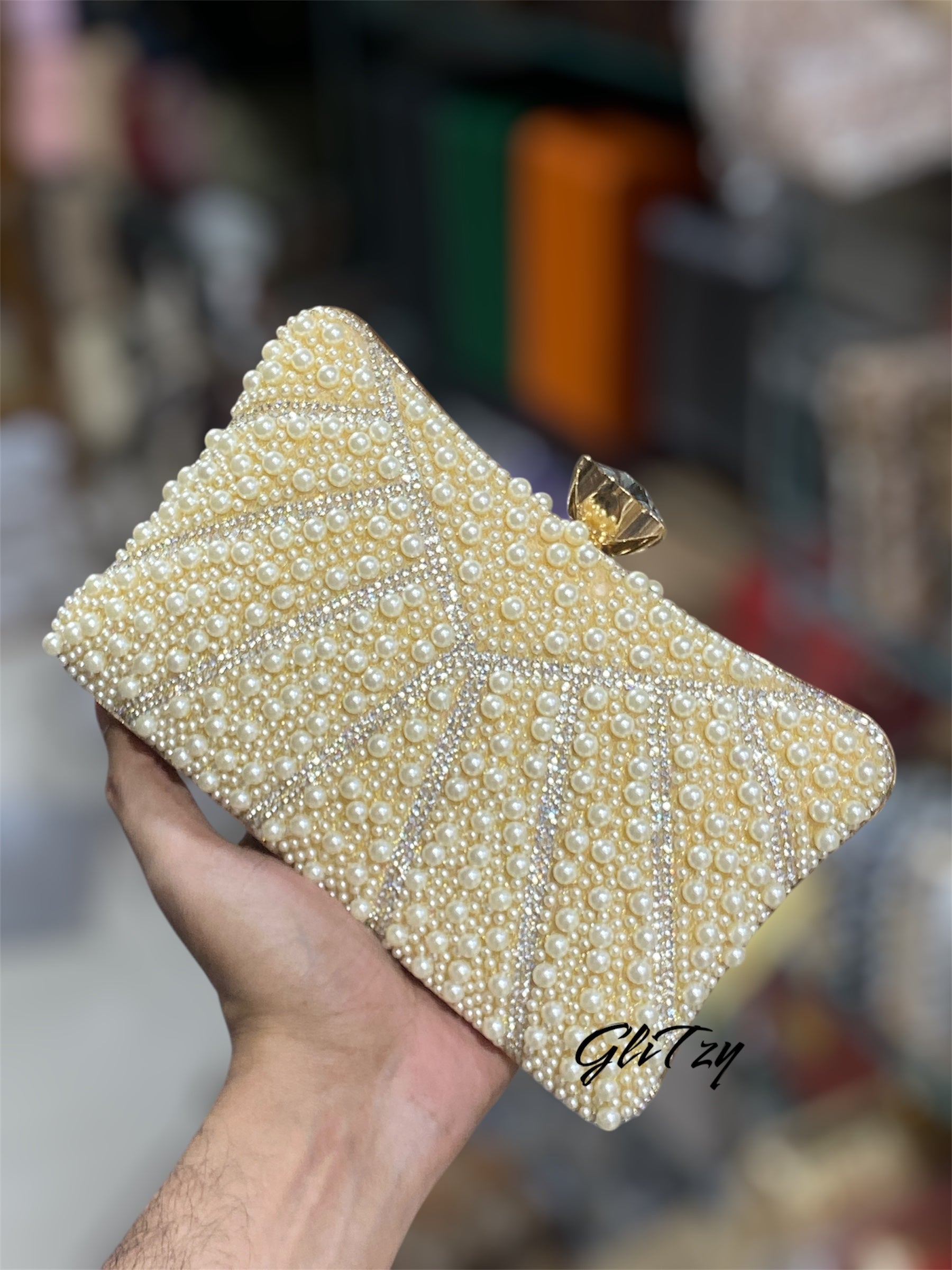 Gorgeous party clutch