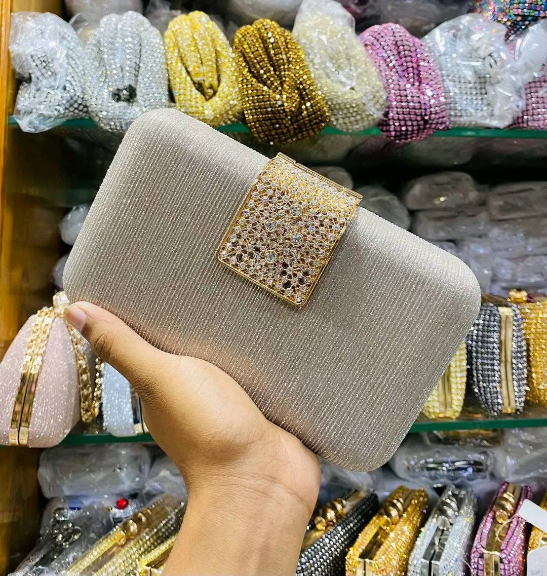 Gorgeous stone lock design party purse