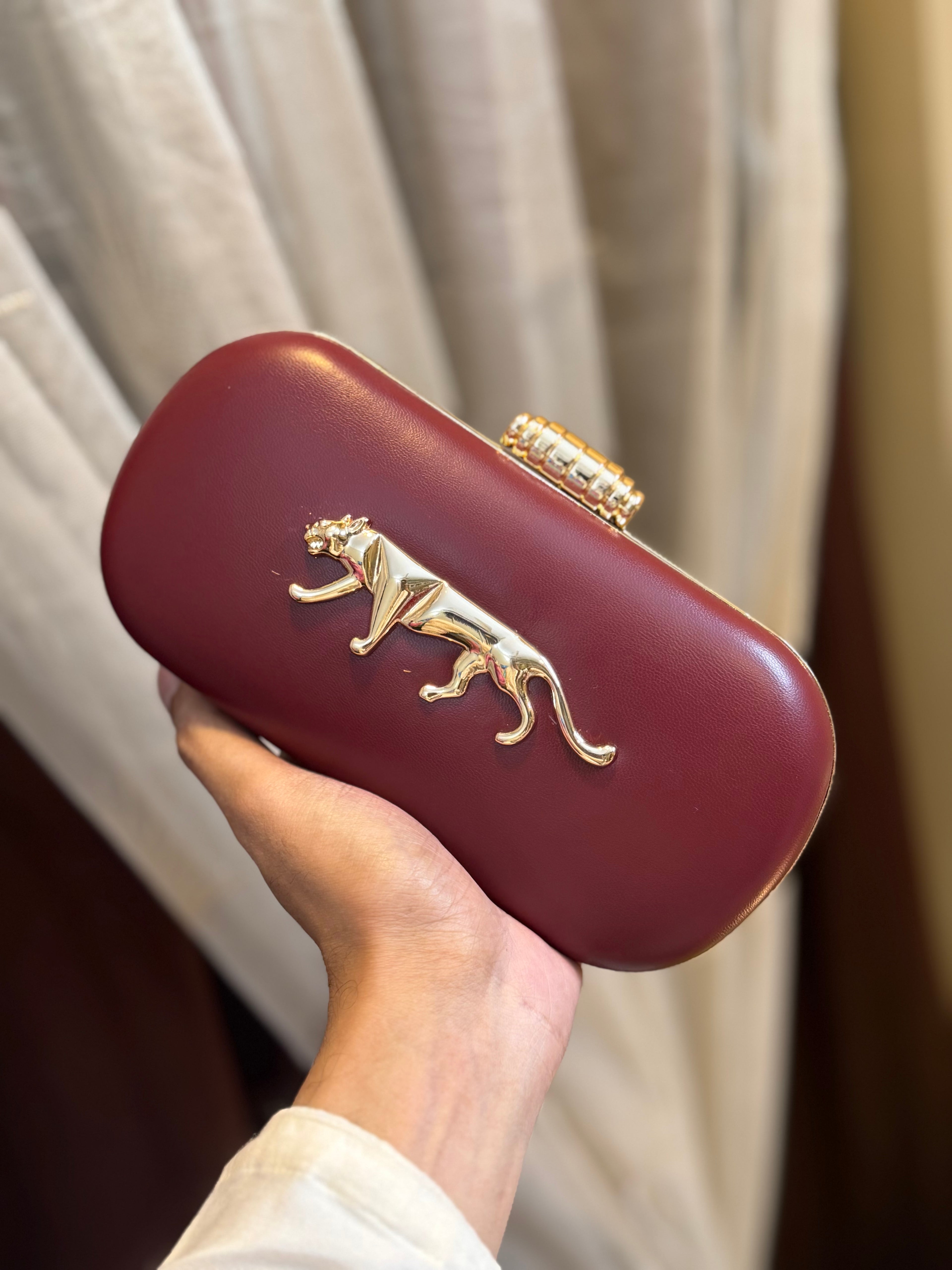 Exclusive luxury design party clutch elegant look