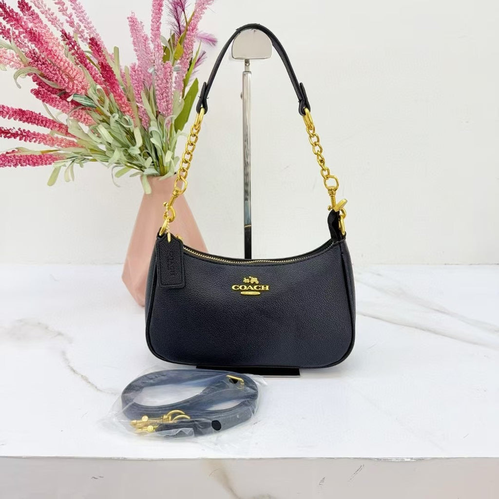 Beautiful trendy sling Co-ach bag