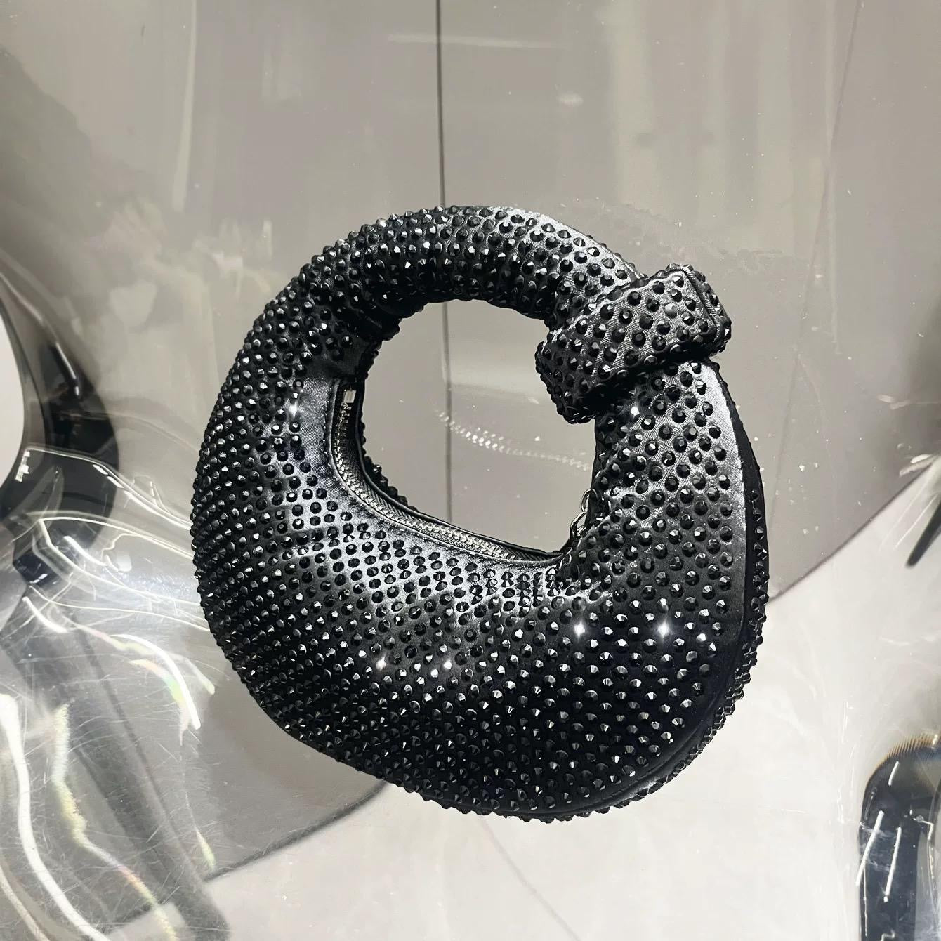 Demanding fashion party bag