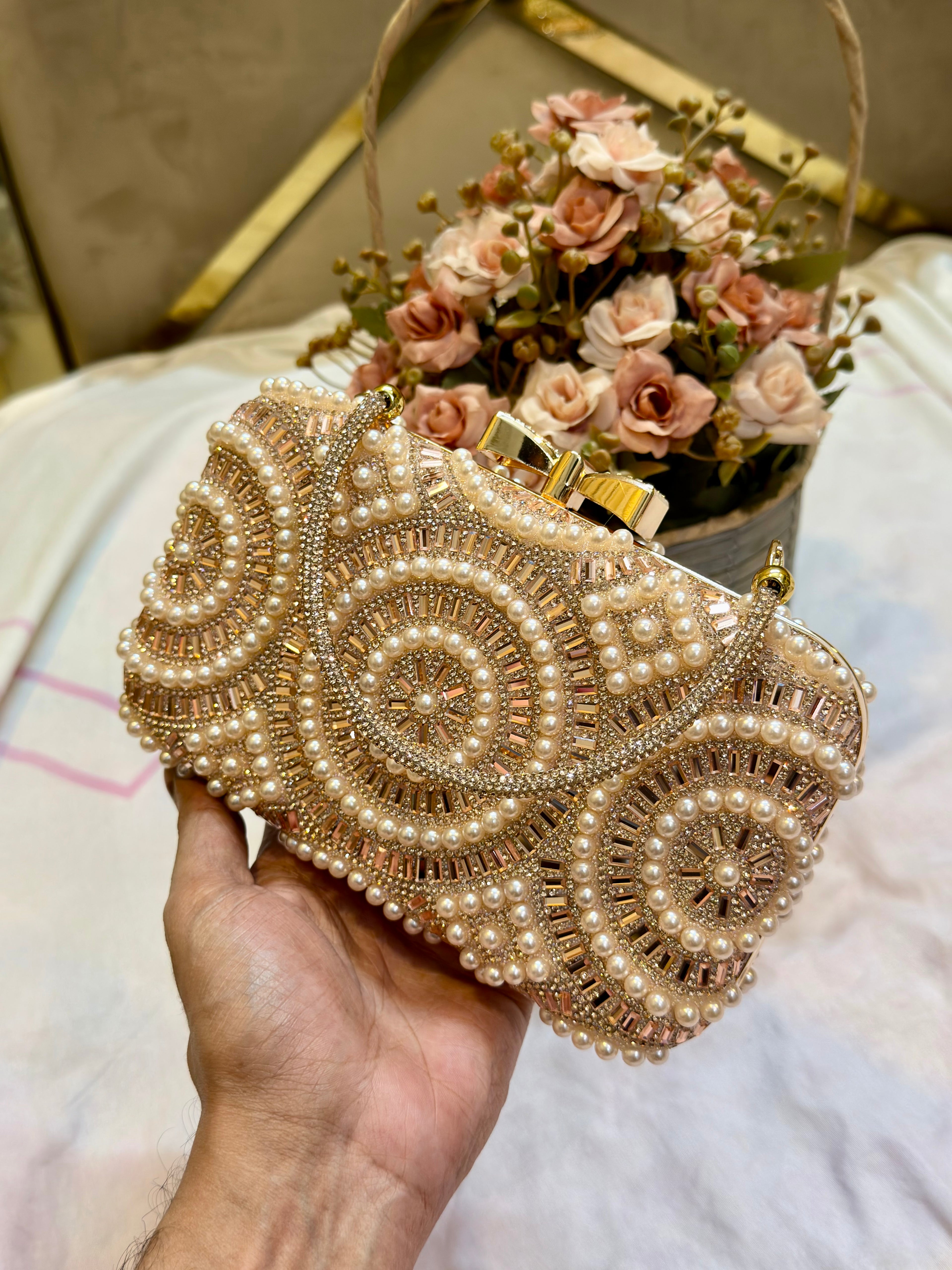 Exclusive pearl design gorgeous party purse