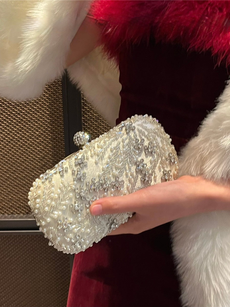 Handcrafted beautiful gorgeous looking party hand purse for wedding dinner dates | Glitzy