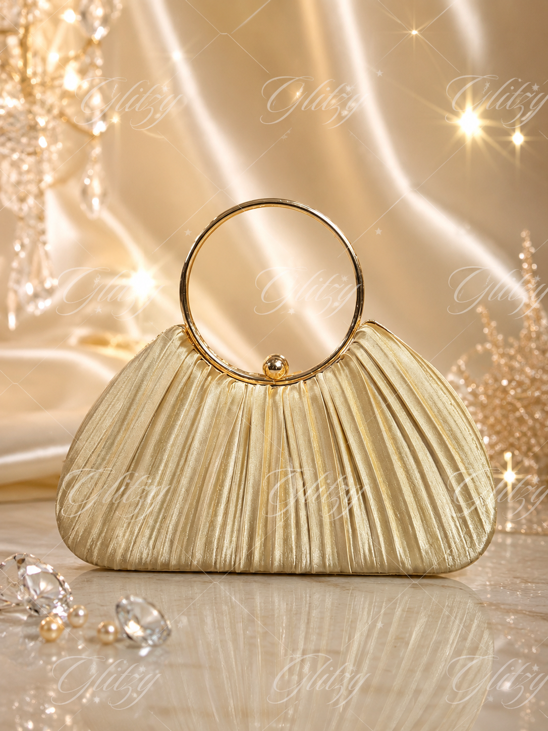 Beautiful and simple classy ring handle party clutch | Glitzy