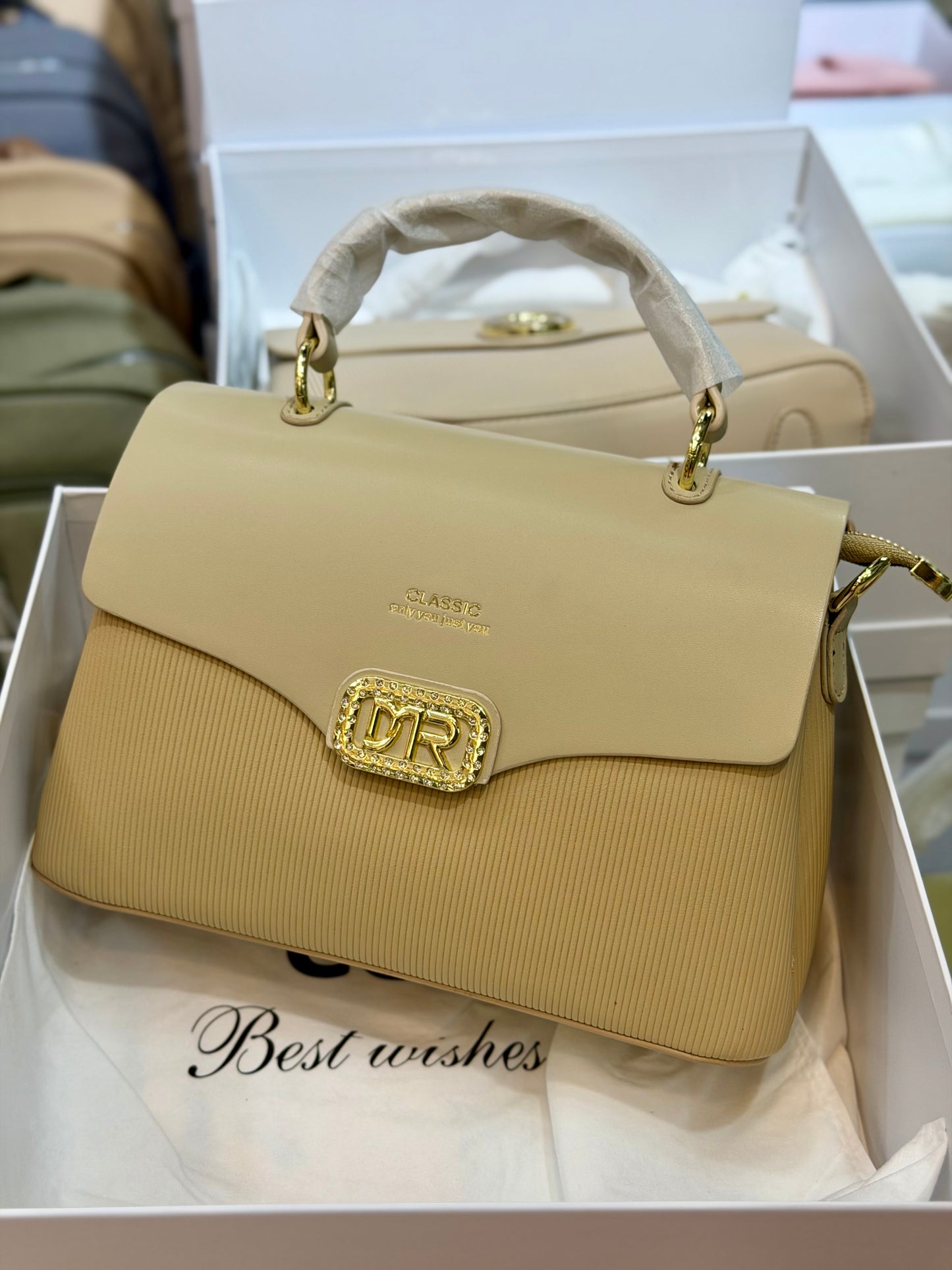 Exclusive classic brand premium handbag with boxed packaging