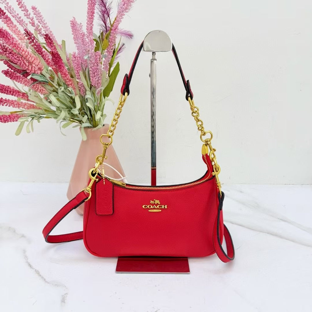 Beautiful trendy sling Co-ach bag