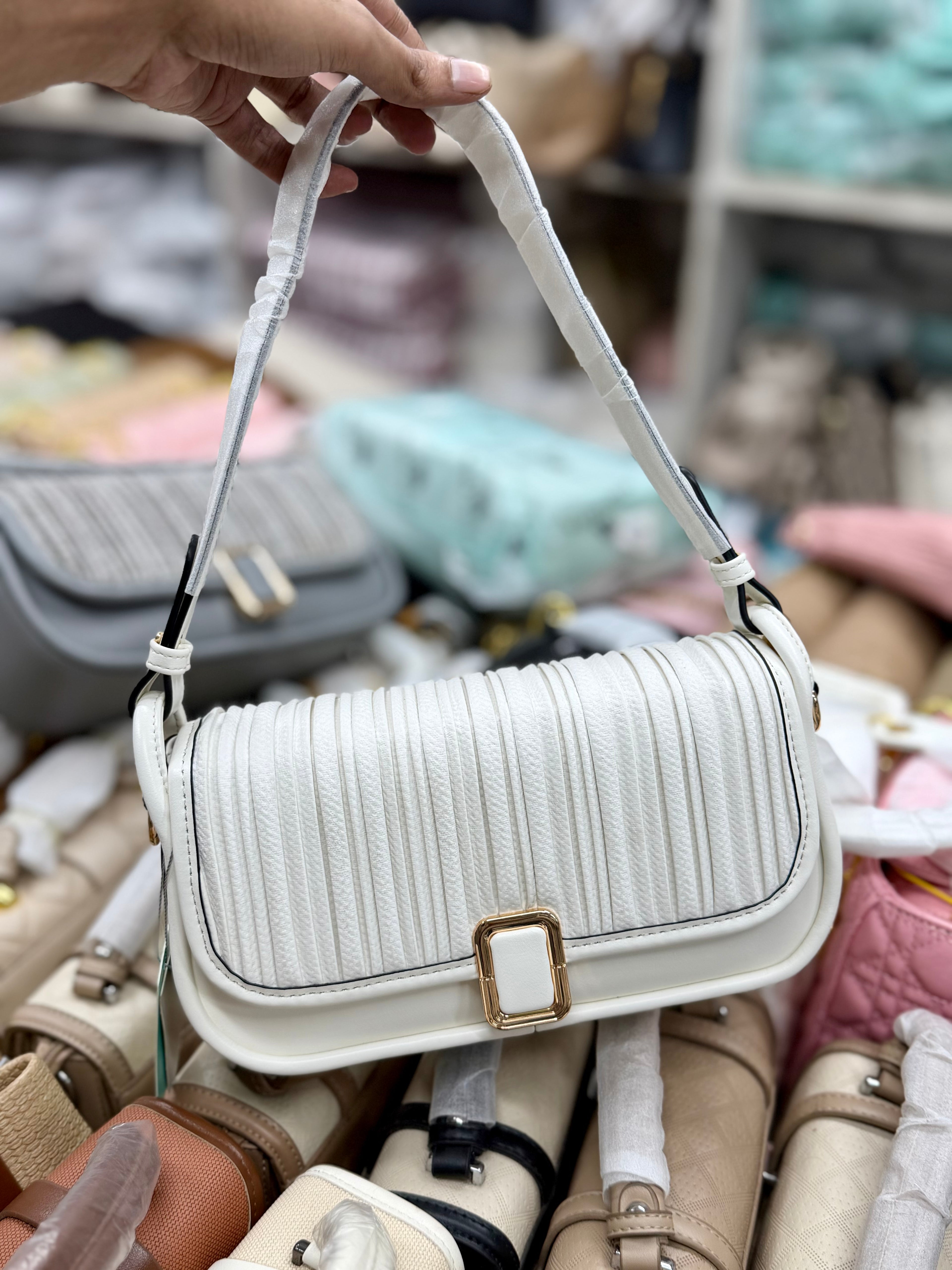 Miss Alita fashionable shoulder sling bag