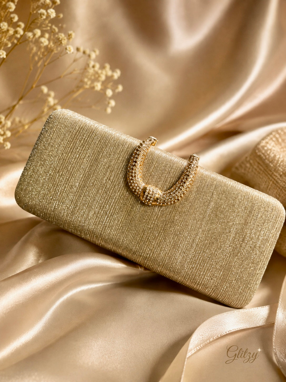 Beautiful bridesmaid fashion evening party clutch | Glitzy