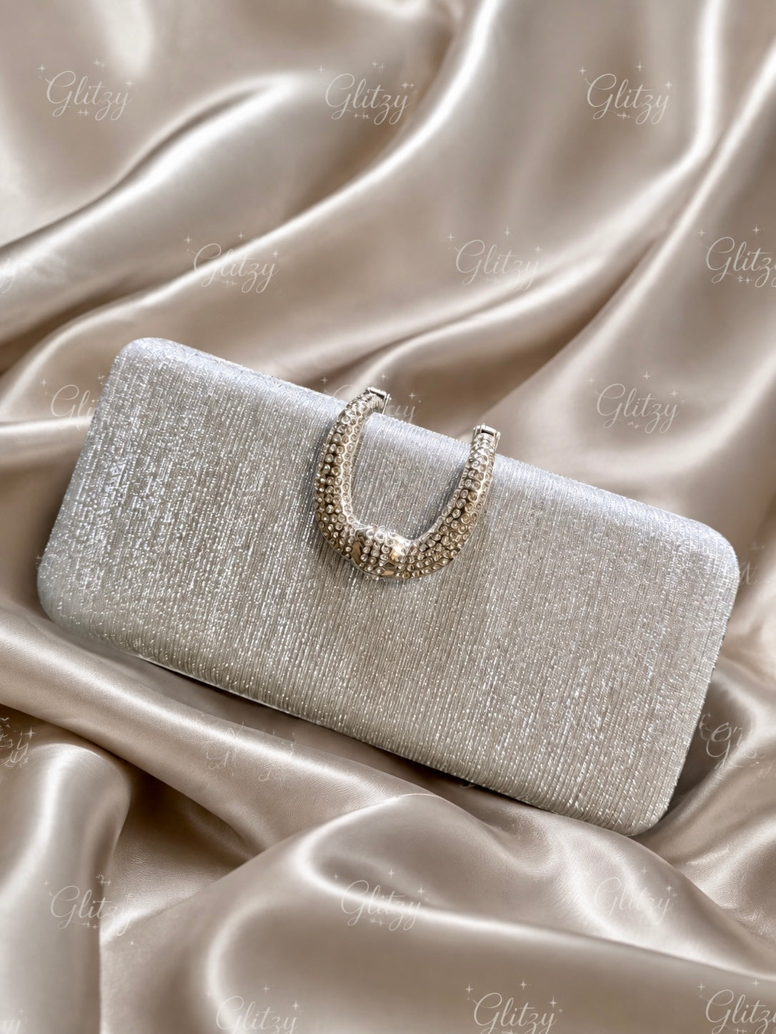 Beautiful bridesmaid fashion evening party clutch | Glitzy