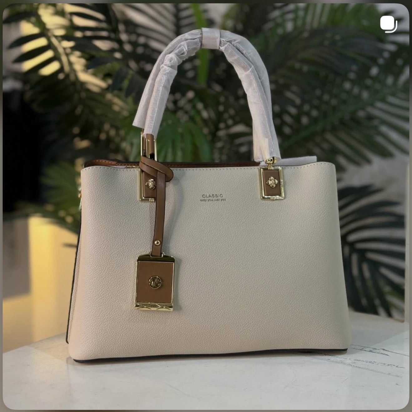 Classic premium top notch quality handbag