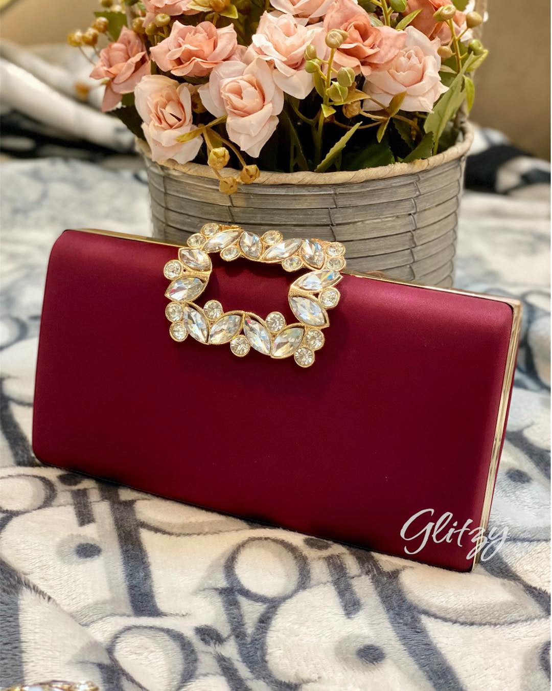Classy party clutch