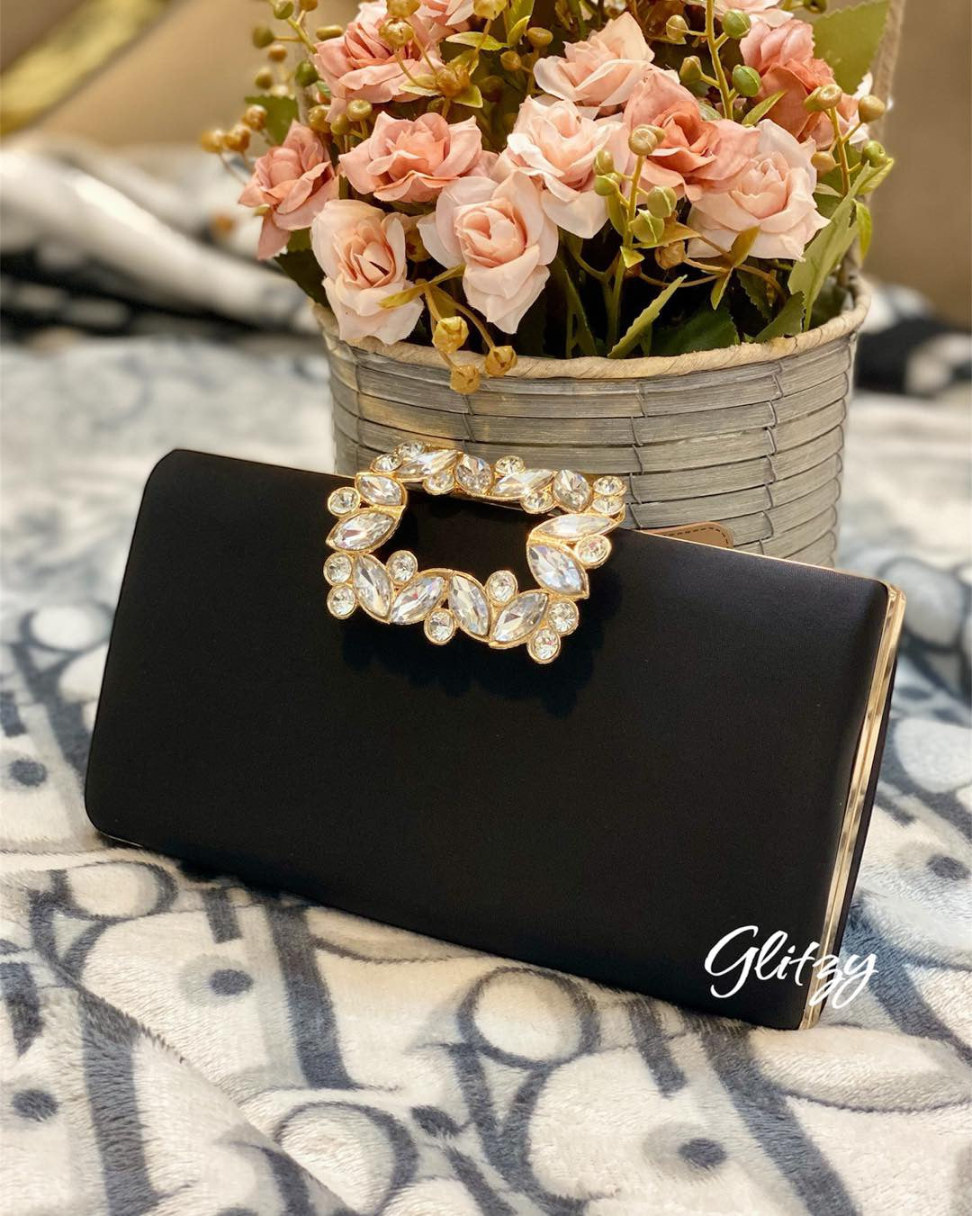 Classy party clutch