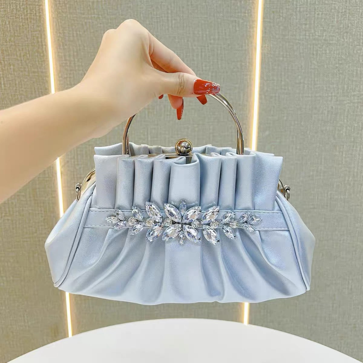 Fashionable and beautiful looking party hand purse available | glitzy