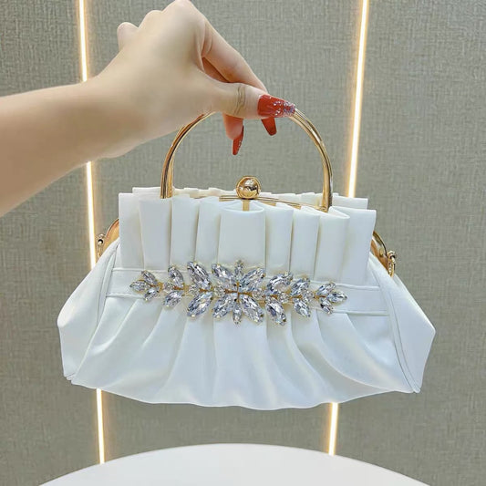 Fashionable and beautiful looking party hand purse available | glitzy
